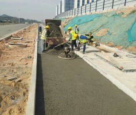 【透水混凝土】廣州知識城市政道路施工進(jìn)行中！